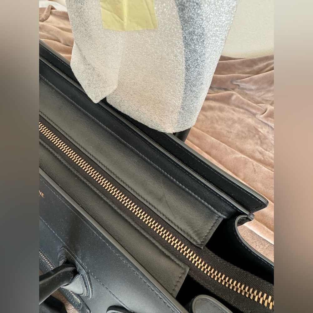 Celine Luggage in Mirco - Picture 12 of 15